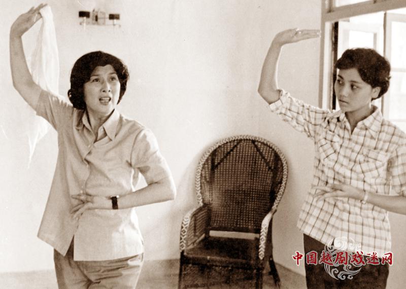 1497864435527569.jpg 傅全香辅导弟子何英.jpg